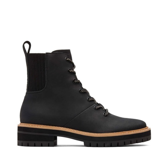 Frankie Black Water Resistant Lace-Up Boot size 8 - Picture 1 of 4